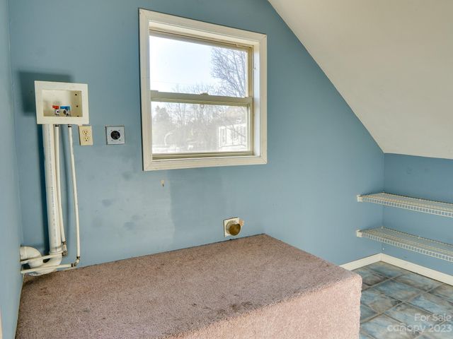 14 & 16 Rosebud Lane, Hendersonville, NC 28739