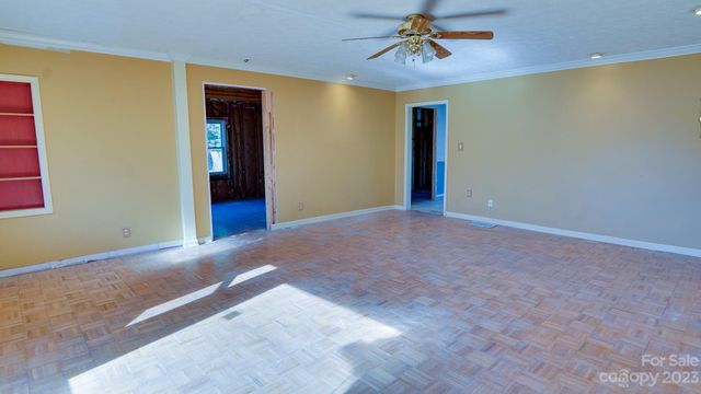 14 & 16 Rosebud Lane, Hendersonville, NC 28739