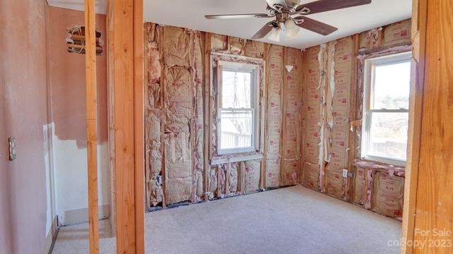 14 & 16 Rosebud Lane, Hendersonville, NC 28739