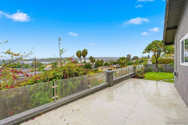 6096 Crawford St, San Diego, CA 92120