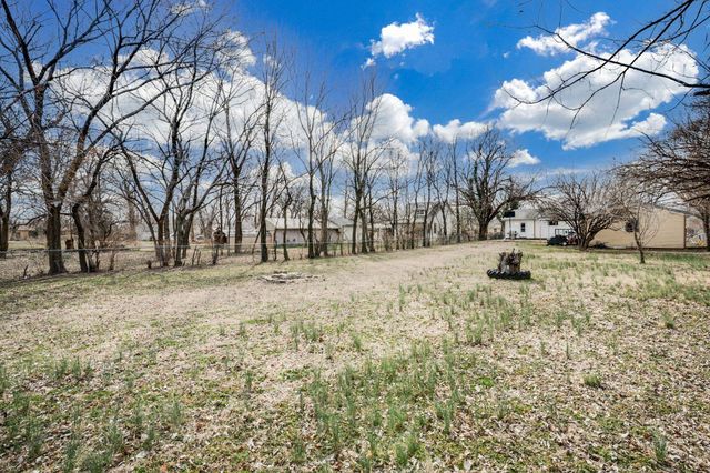 770 N Custer St, Wichita, KS 67203