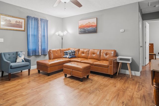 209-211 Strange Street, Stanton, KY 40380