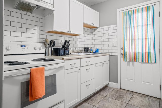 209-211 Strange Street, Stanton, KY 40380