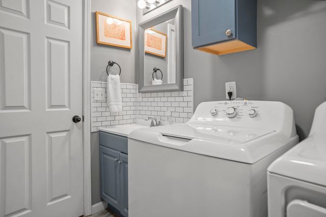 209-211 Strange Street, Stanton, KY 40380