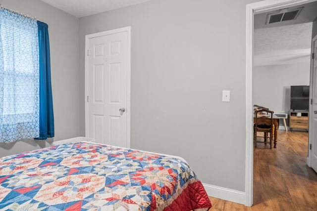 209-211 Strange Street, Stanton, KY 40380