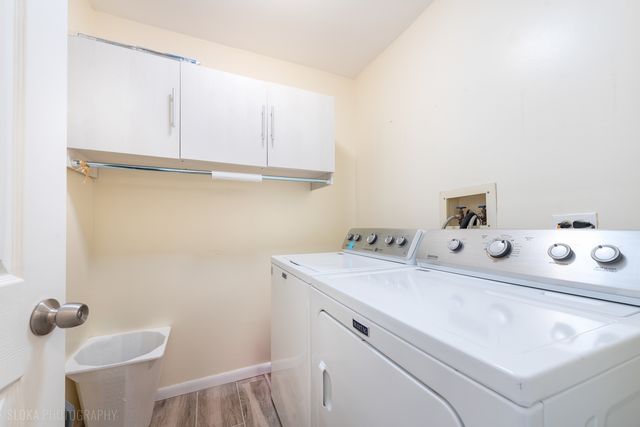 1321 7 Pines Road C1, Schaumburg, IL 60193