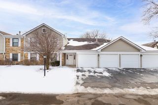 1321 7 Pines Road C1, Schaumburg, IL 60193