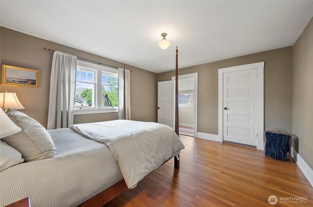 902 Washington Street, Wenatchee, WA 98801