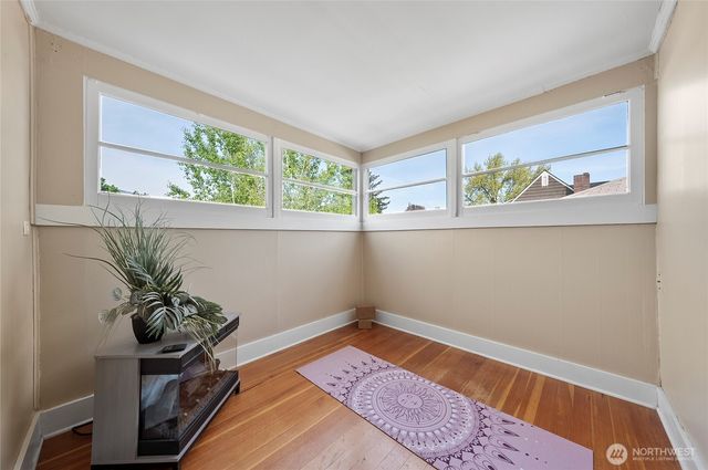 902 Washington Street, Wenatchee, WA 98801