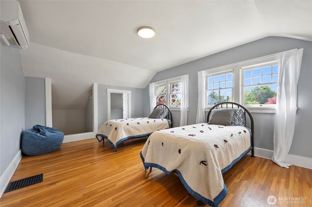 902 Washington Street, Wenatchee, WA 98801