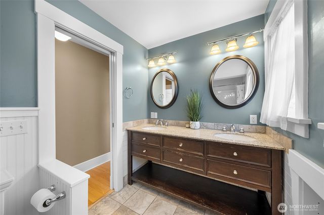 902 Washington Street, Wenatchee, WA 98801