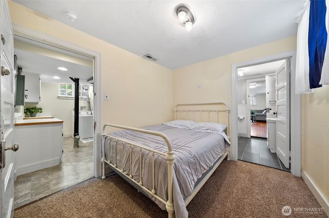 902 Washington Street, Wenatchee, WA 98801