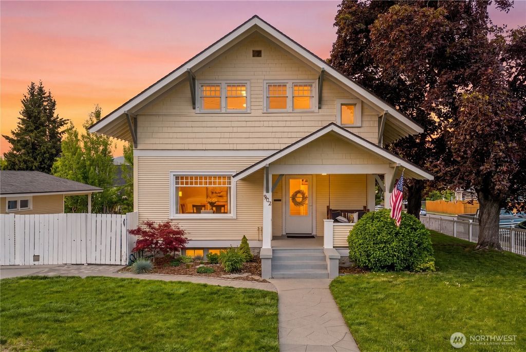902 Washington Street, Wenatchee, WA 98801