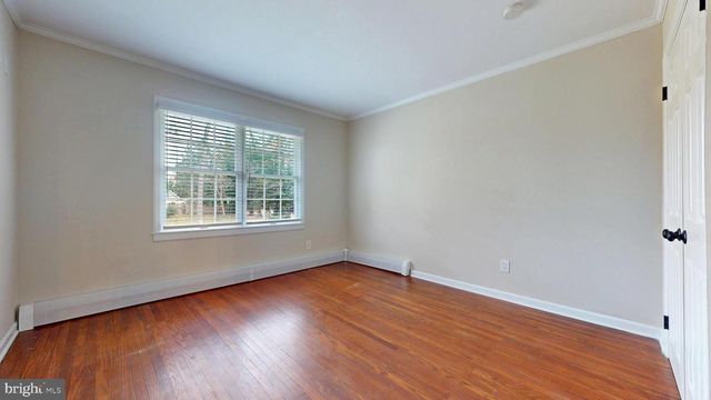 2275 BURROUGHS AVE, Linwood, NJ 08221