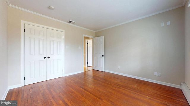 2275 BURROUGHS AVE, Linwood, NJ 08221