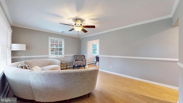 2275 BURROUGHS AVE, Linwood, NJ 08221