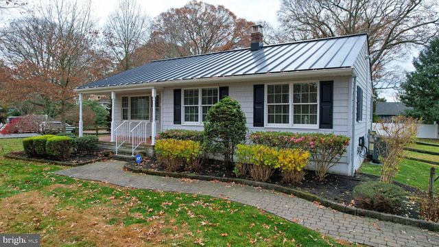 2275 BURROUGHS AVE, Linwood, NJ 08221