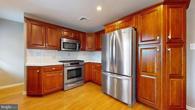 2275 BURROUGHS AVE, Linwood, NJ 08221