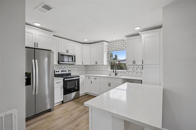 2633 ROYAL DRIVE, Lakeland, FL 33801