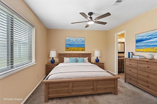 509 N 11th Street, La Porte, TX 77571