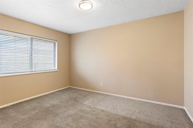 509 N 11th Street, La Porte, TX 77571