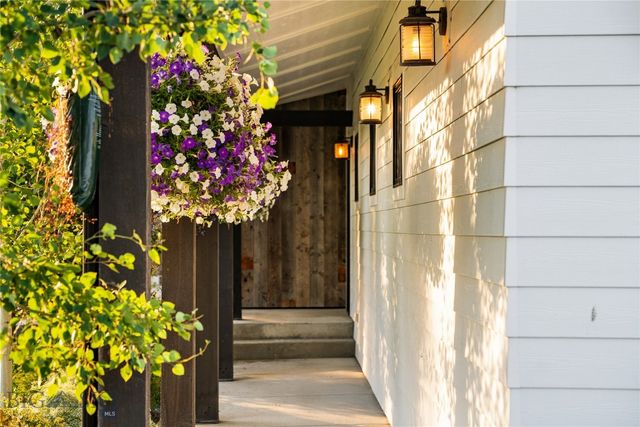 172 Alton Way, Bozeman, MT 59718