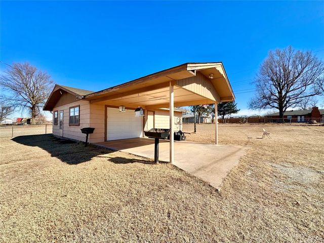 3003 N Bell Avenue, Shawnee, OK 74804