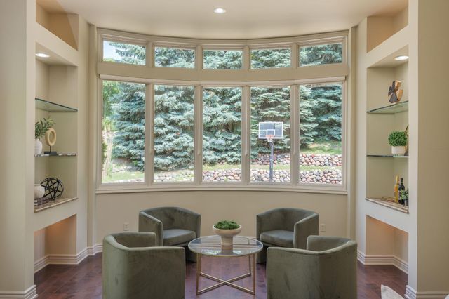6301 Rowland Road, Eden Prairie, MN 55344