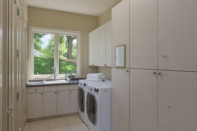 6301 Rowland Road, Eden Prairie, MN 55344