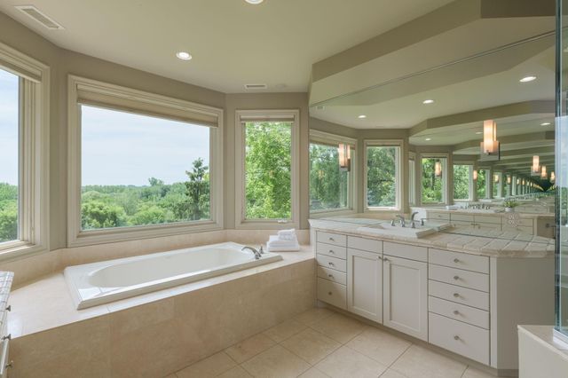 6301 Rowland Road, Eden Prairie, MN 55344
