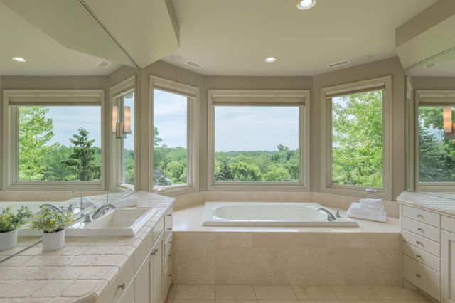 6301 Rowland Road, Eden Prairie, MN 55344