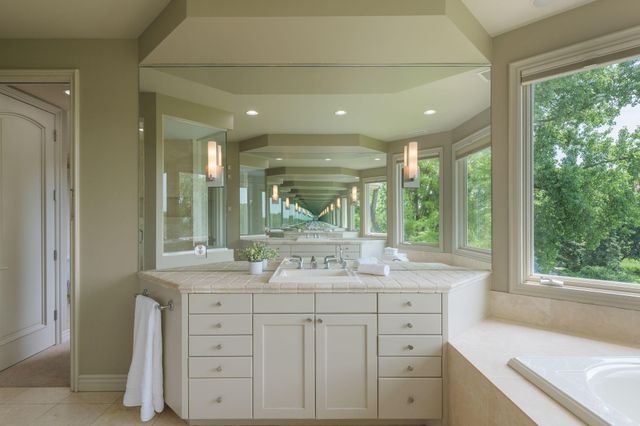6301 Rowland Road, Eden Prairie, MN 55344