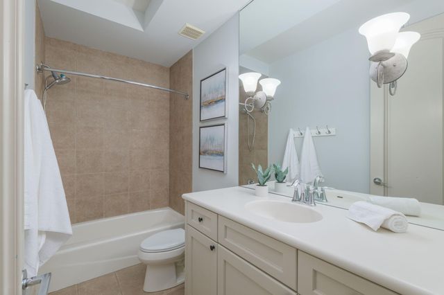 6301 Rowland Road, Eden Prairie, MN 55344