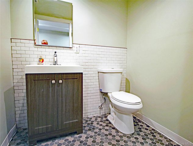 2370 26th Street 3 Family, Astoria, NY 11105