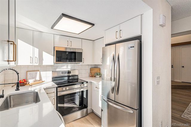 87 S Nome Street, Aurora, CO 80012