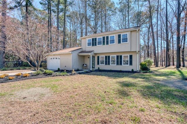 111 Melody LN, Yorktown, VA 23692
