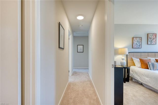 111 Melody LN, Yorktown, VA 23692