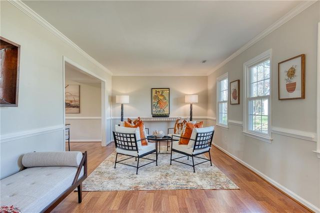 111 Melody LN, Yorktown, VA 23692