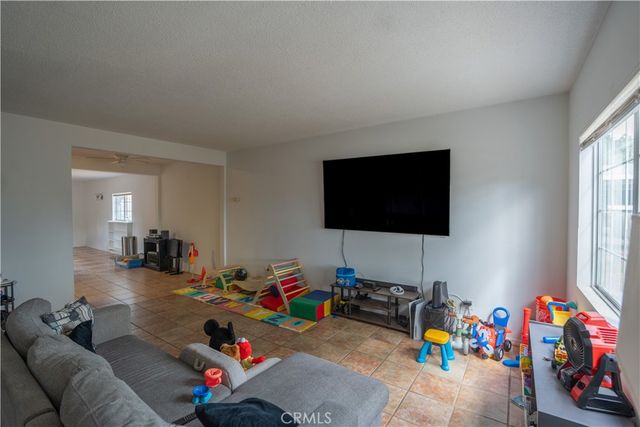 3930 Carmelina Street, San Bernardino, CA 92407
