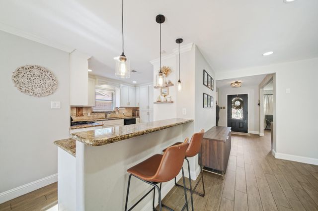 5919 Lattimer Drive, Houston, TX 77035