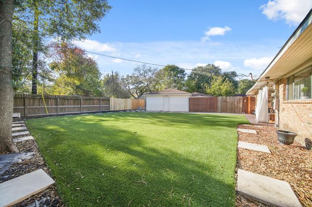 5919 Lattimer Drive, Houston, TX 77035