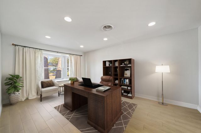 5919 Lattimer Drive, Houston, TX 77035