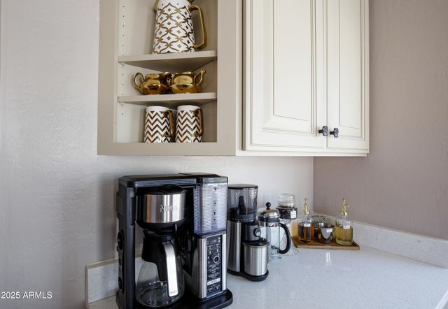 1329 E MESCAL Street, Phoenix, AZ 85020