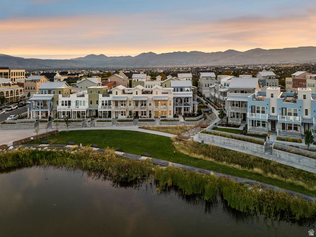 4726 W DUCKHORN DR, South Jordan, UT 84009