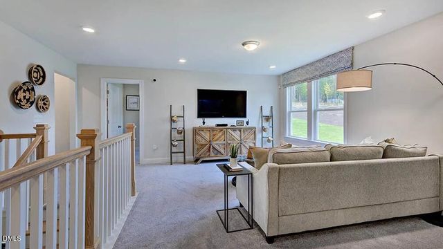 313 Diamond Bluff Lane, Holly Springs, NC 27540
