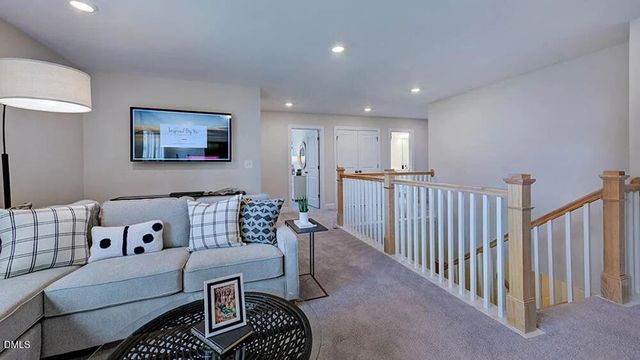 313 Diamond Bluff Lane, Holly Springs, NC 27540