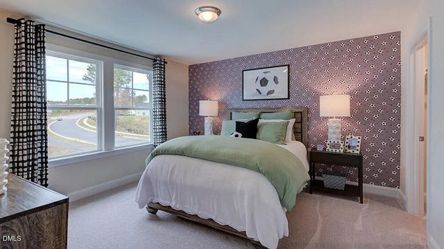 313 Diamond Bluff Lane, Holly Springs, NC 27540