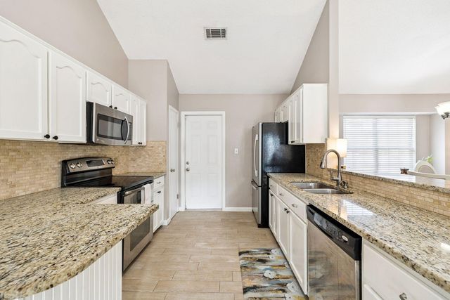 709 Vintage Court, Destin, FL 32541