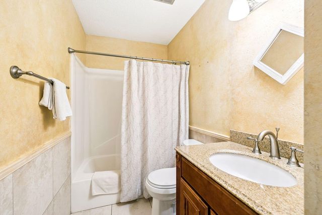 709 Vintage Court, Destin, FL 32541