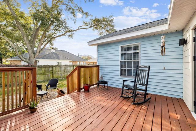 709 Vintage Court, Destin, FL 32541